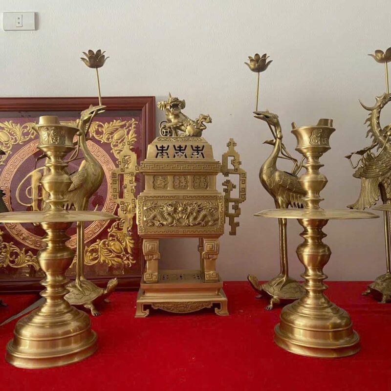 Bộ ngũ sự Song Long Chầu Nguyệt đồng Cattut đỉnh vuông cao 62cm màu vàng mộc